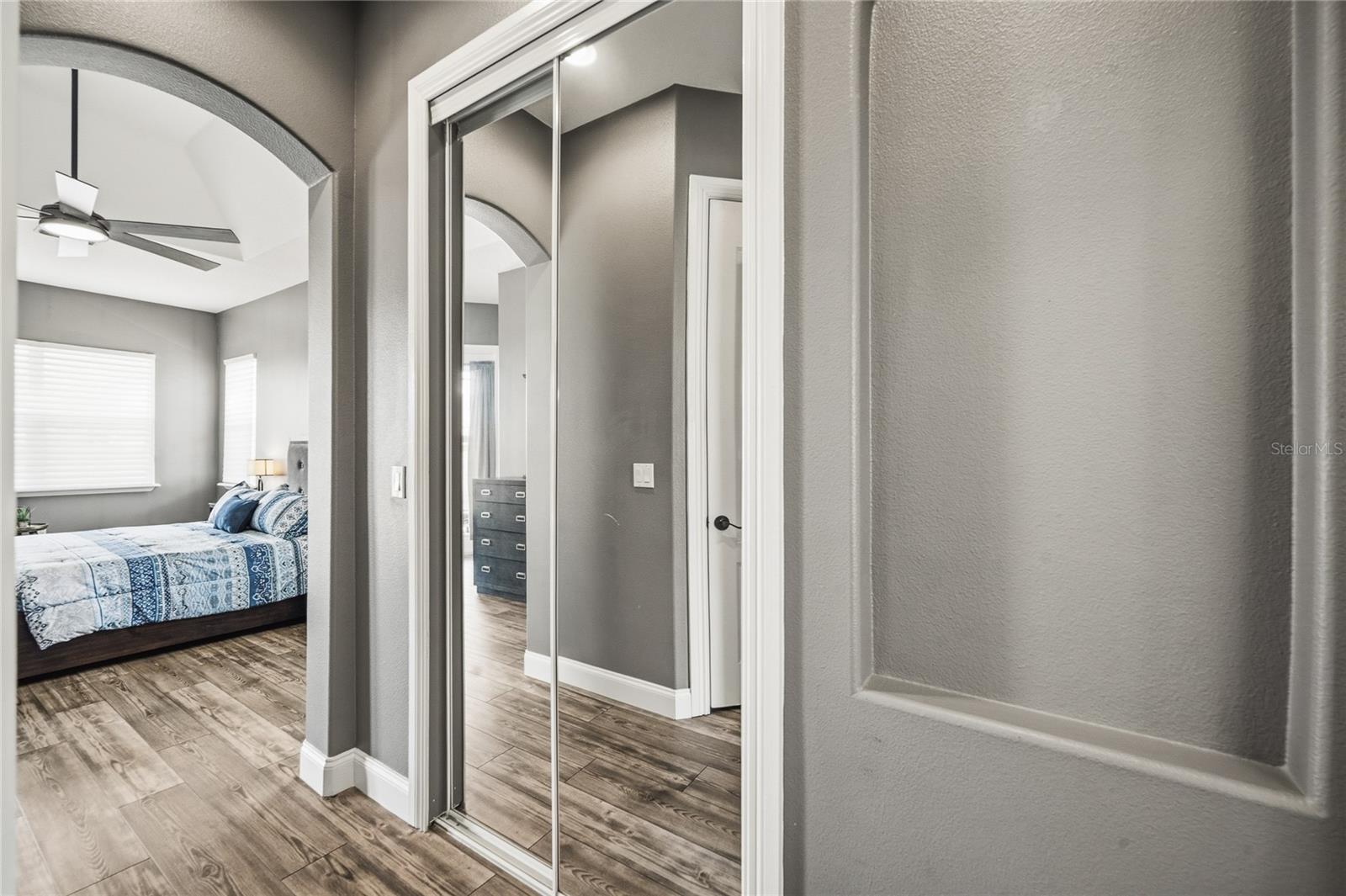 Image 19 of 55 For 6502 Everingham Lane
