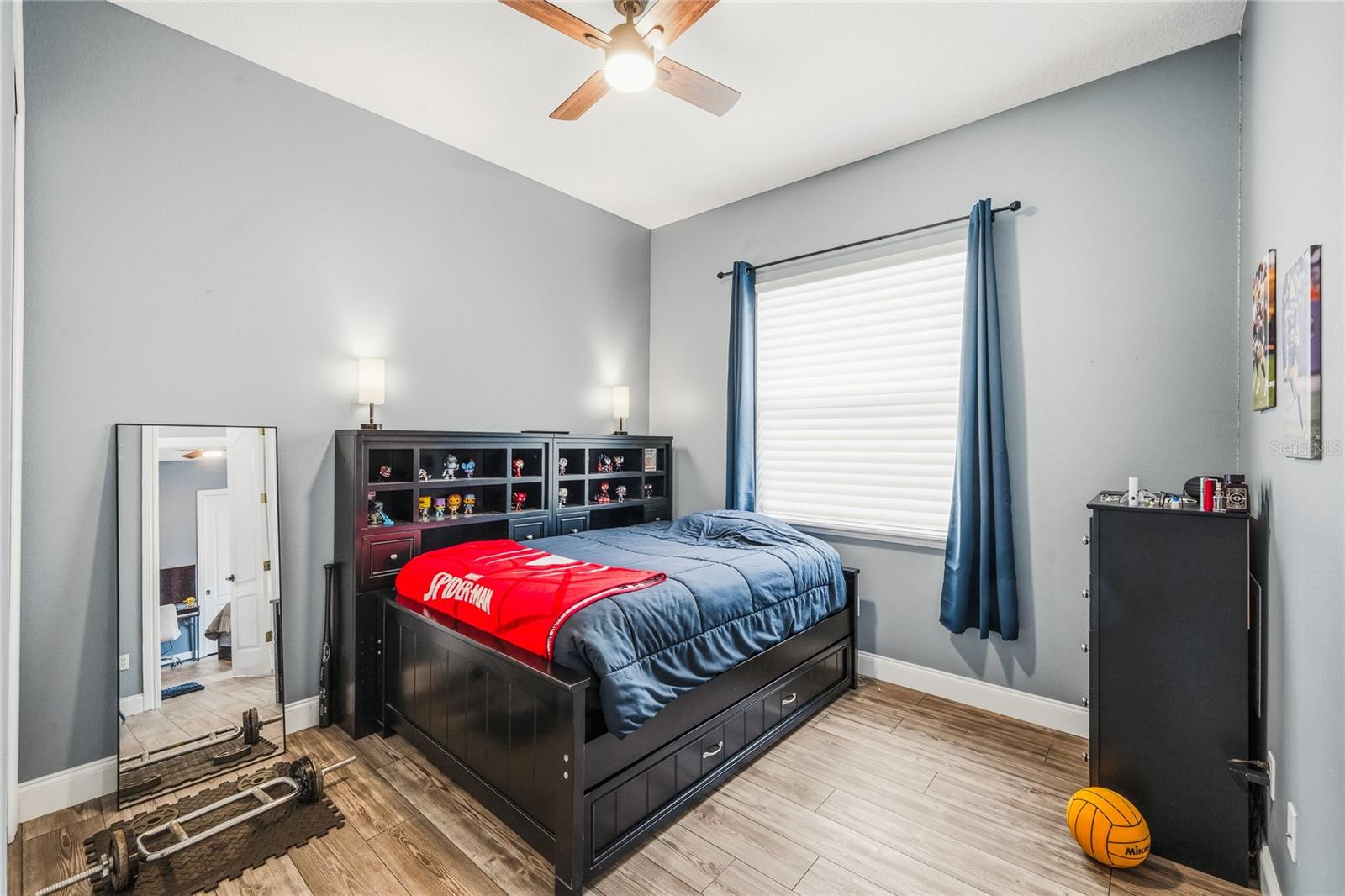 Image 25 of 55 For 6502 Everingham Lane