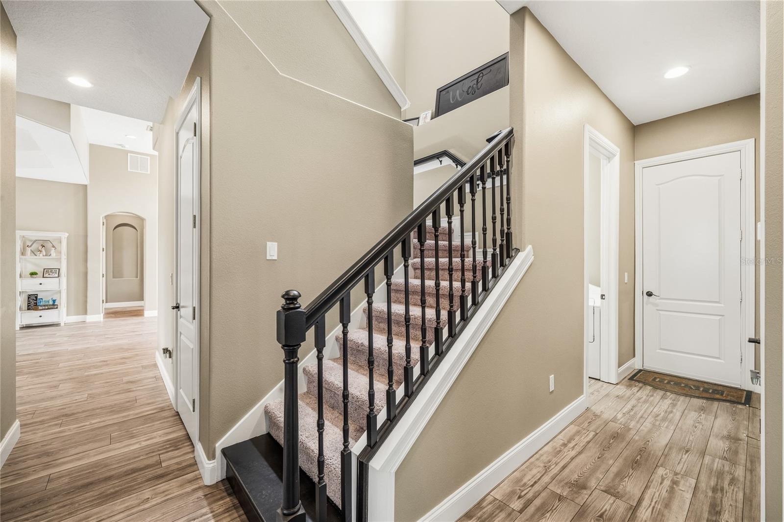Image 31 of 55 For 6502 Everingham Lane