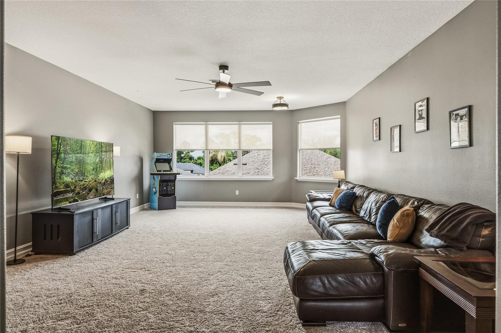 Image 32 of 55 For 6502 Everingham Lane