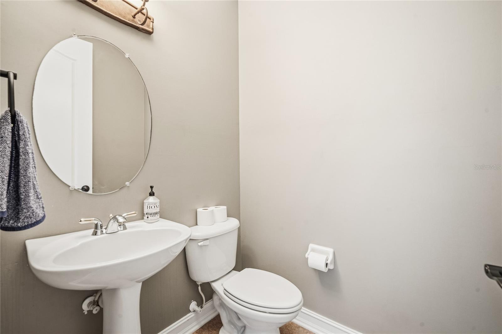Image 37 of 55 For 6502 Everingham Lane