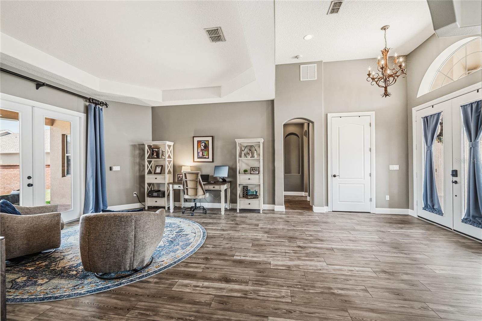 Image 6 of 55 For 6502 Everingham Lane