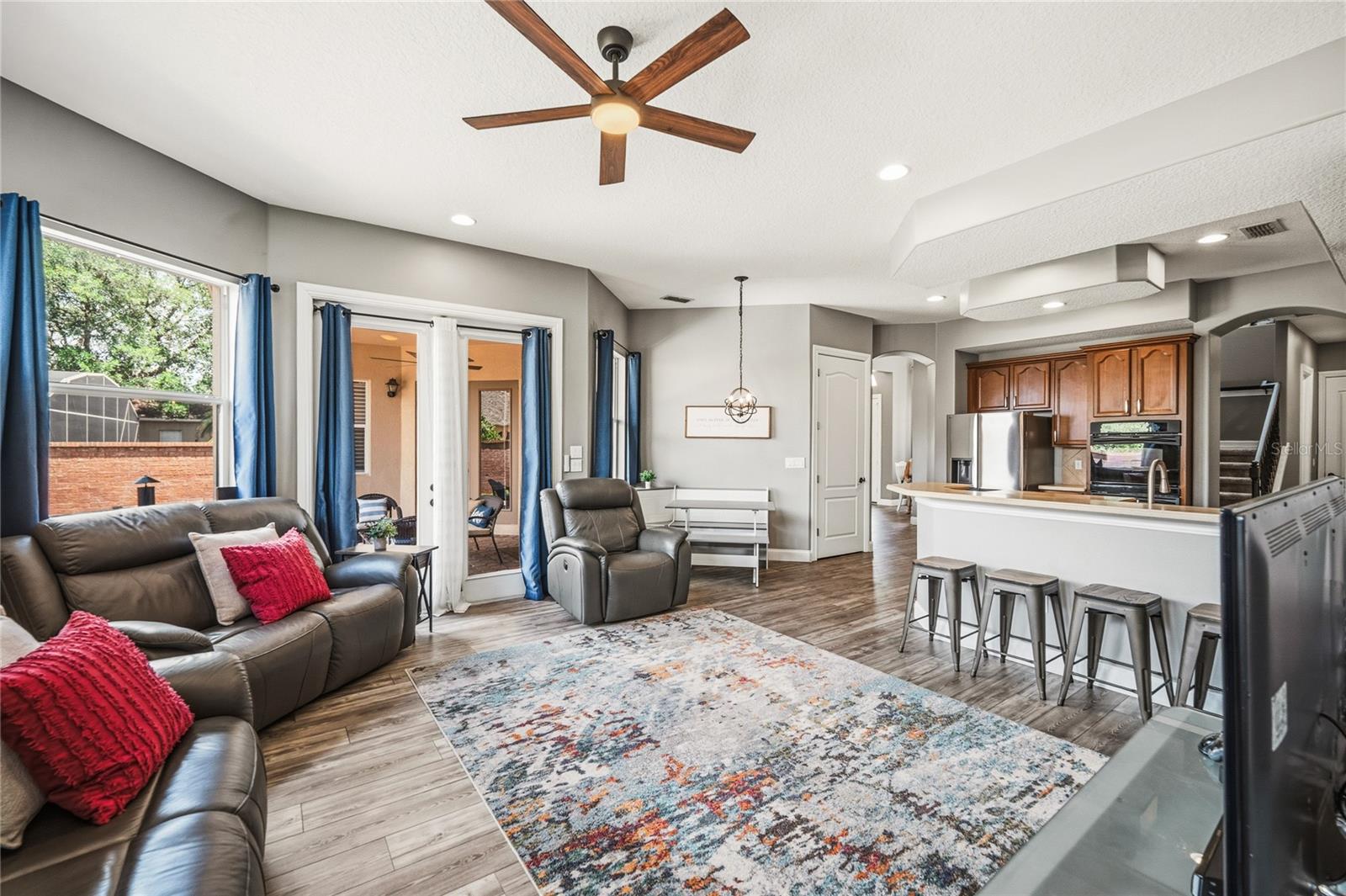 Image 9 of 55 For 6502 Everingham Lane
