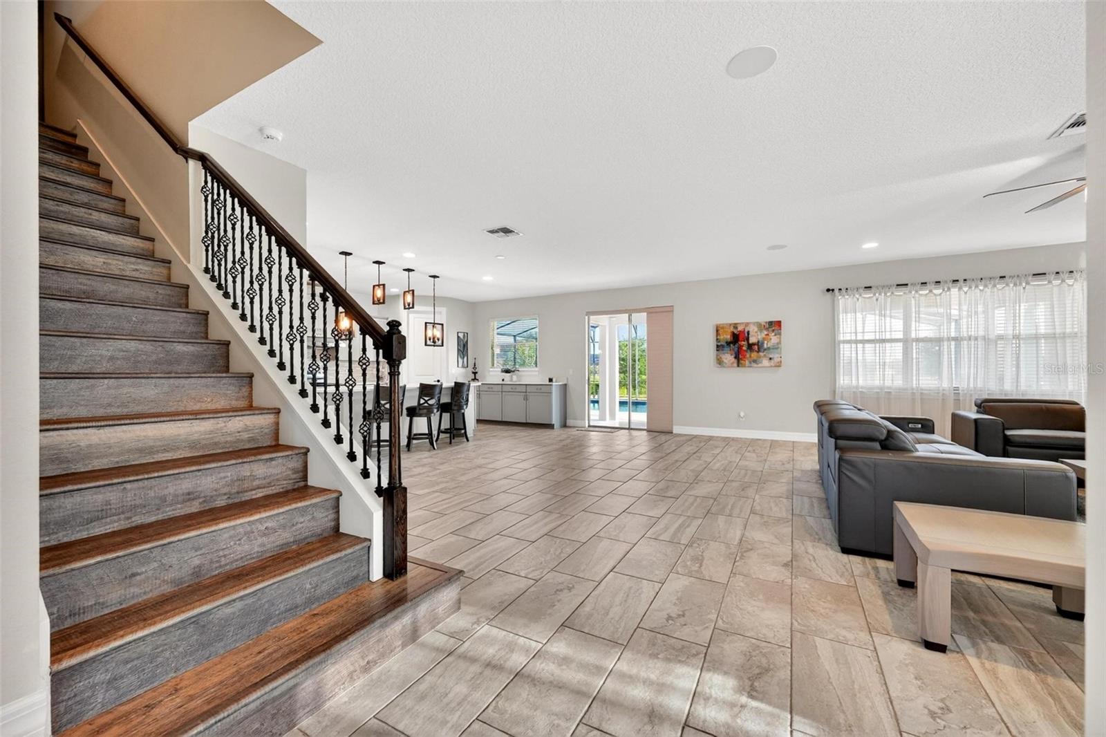 Image 20 of 81 For 17507 Lagoda Lane