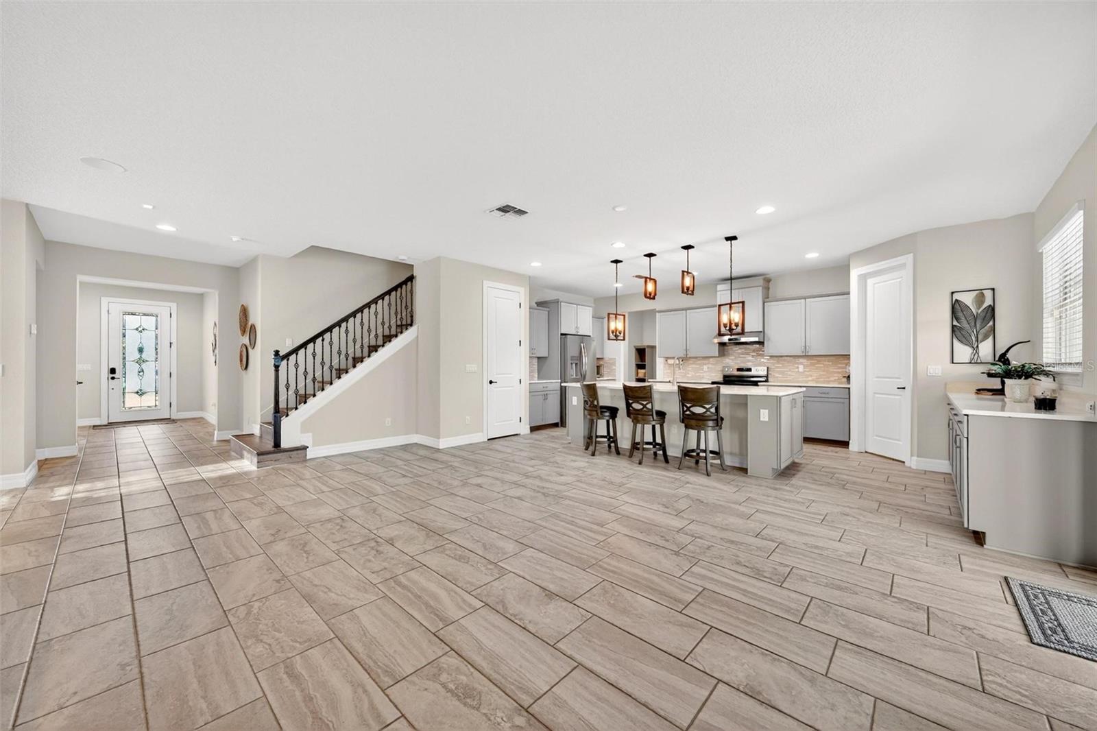 Image 24 of 81 For 17507 Lagoda Lane