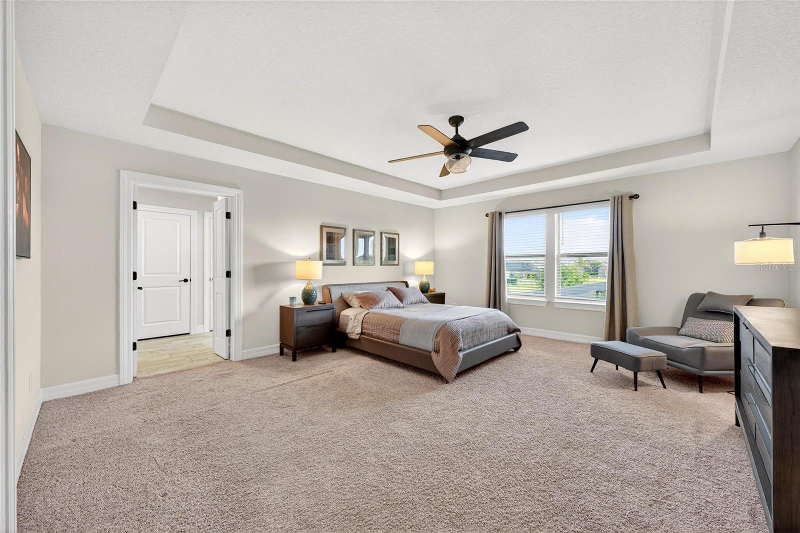 Image 41 of 81 For 17507 Lagoda Lane