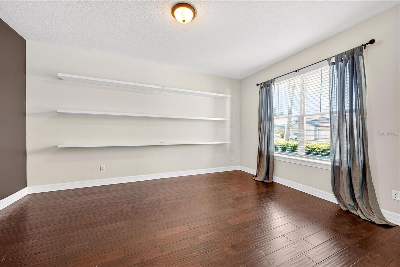 Image 56 of 81 For 17507 Lagoda Lane