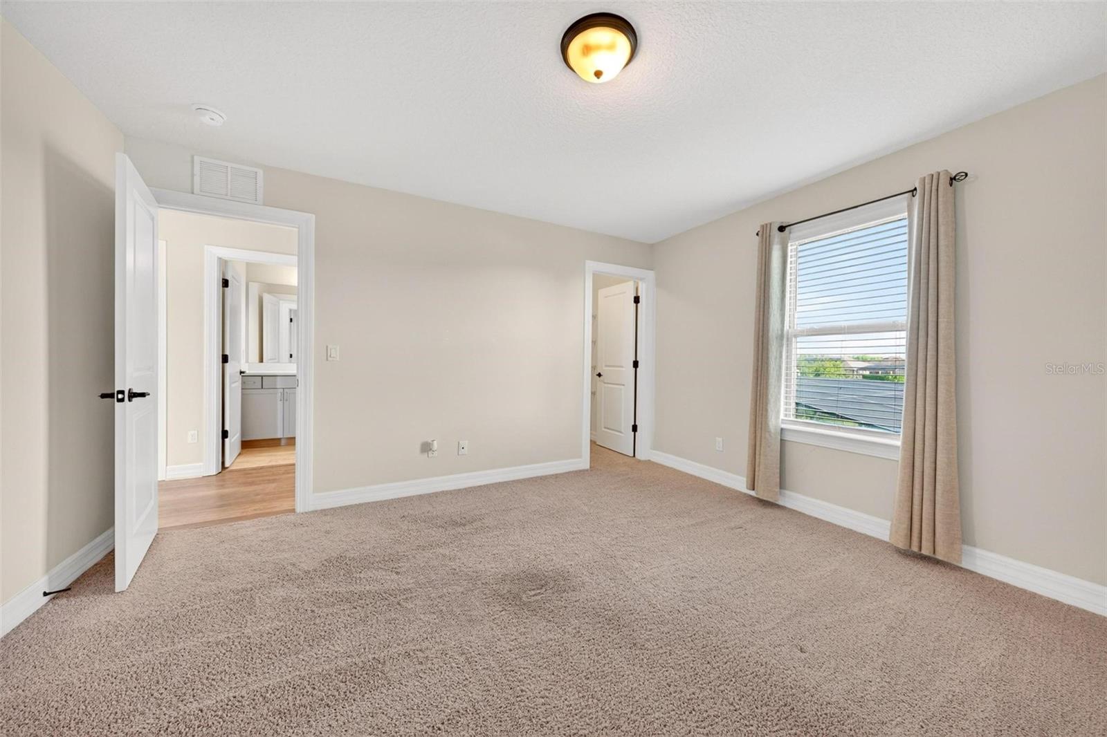 Image 59 of 81 For 17507 Lagoda Lane