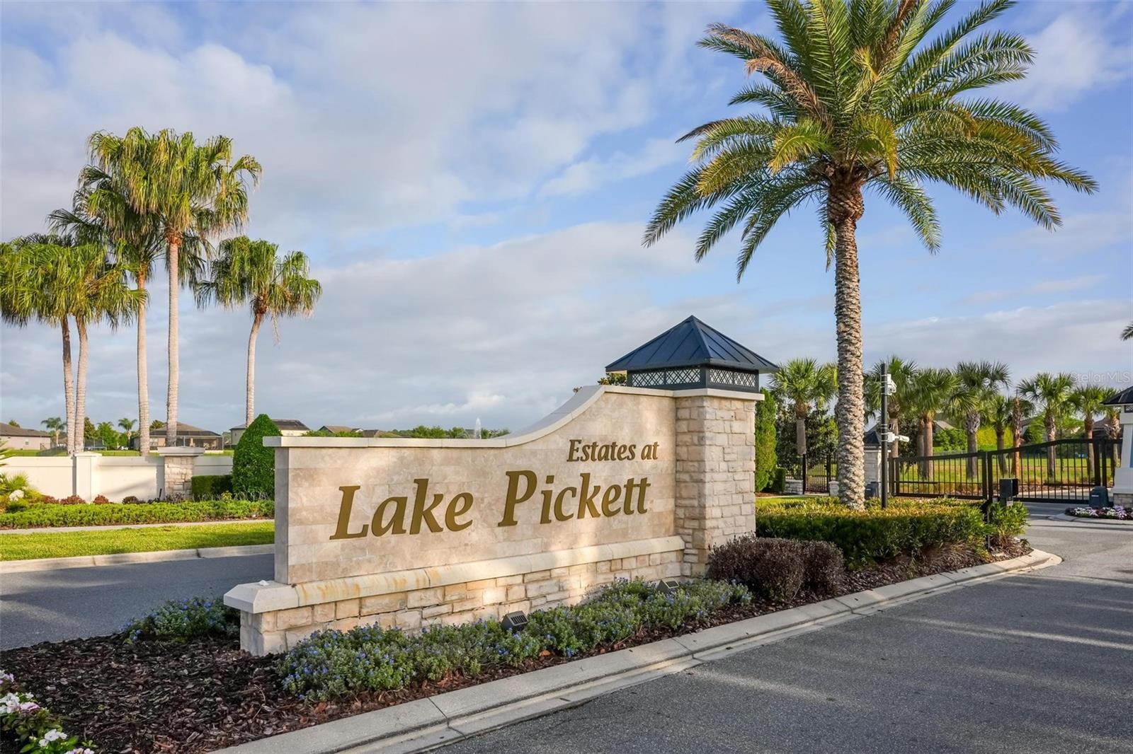 Image 69 of 81 For 17507 Lagoda Lane