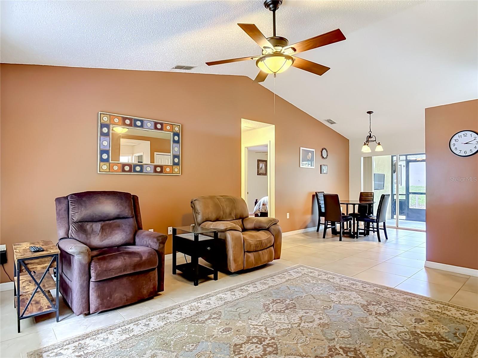 Image 3 of 21 For 1105 19th Street