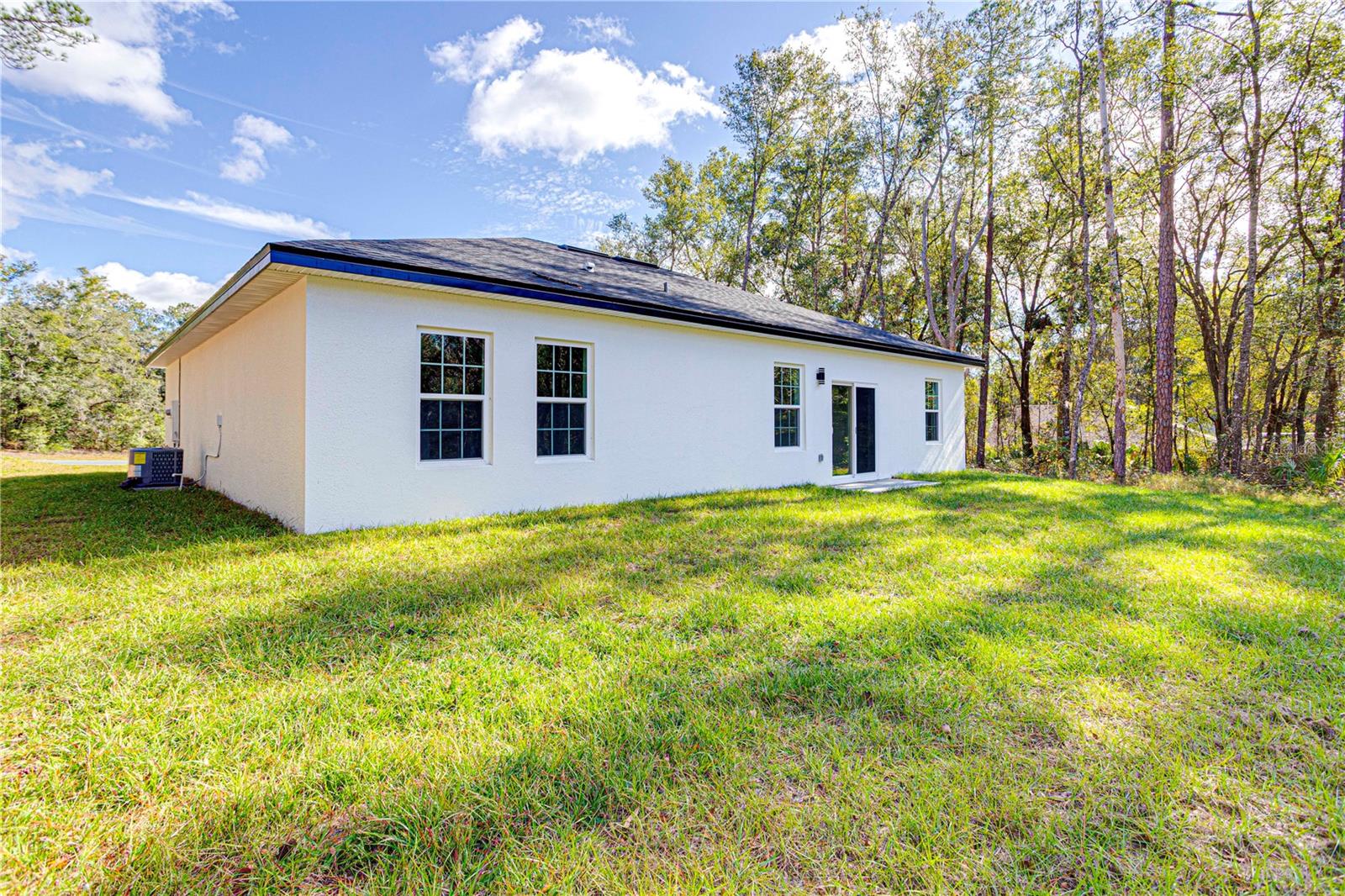 Listing photo id 2 for 10720 Citrus Springs Boulevard