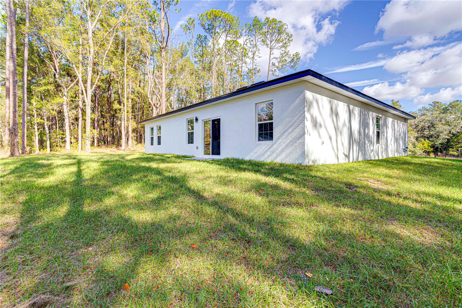 Listing photo id 3 for 10720 Citrus Springs Boulevard