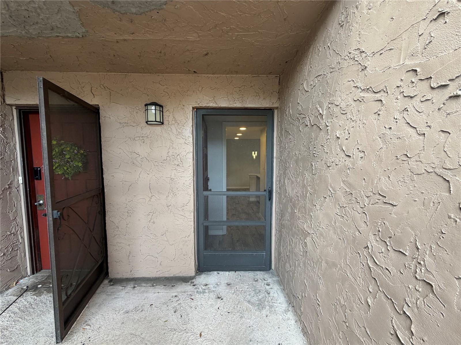 Image 3 of 50 For 1167 Calle Del Rey  A