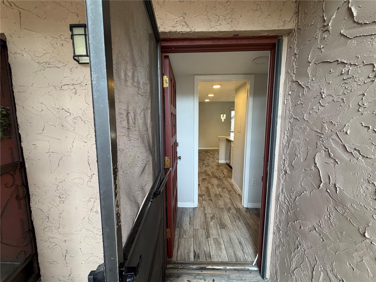 Image 4 of 50 For 1167 Calle Del Rey  A