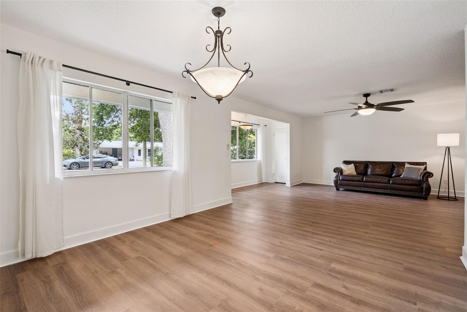 Image 5 of 29 For 636 Hillcrest Avenue