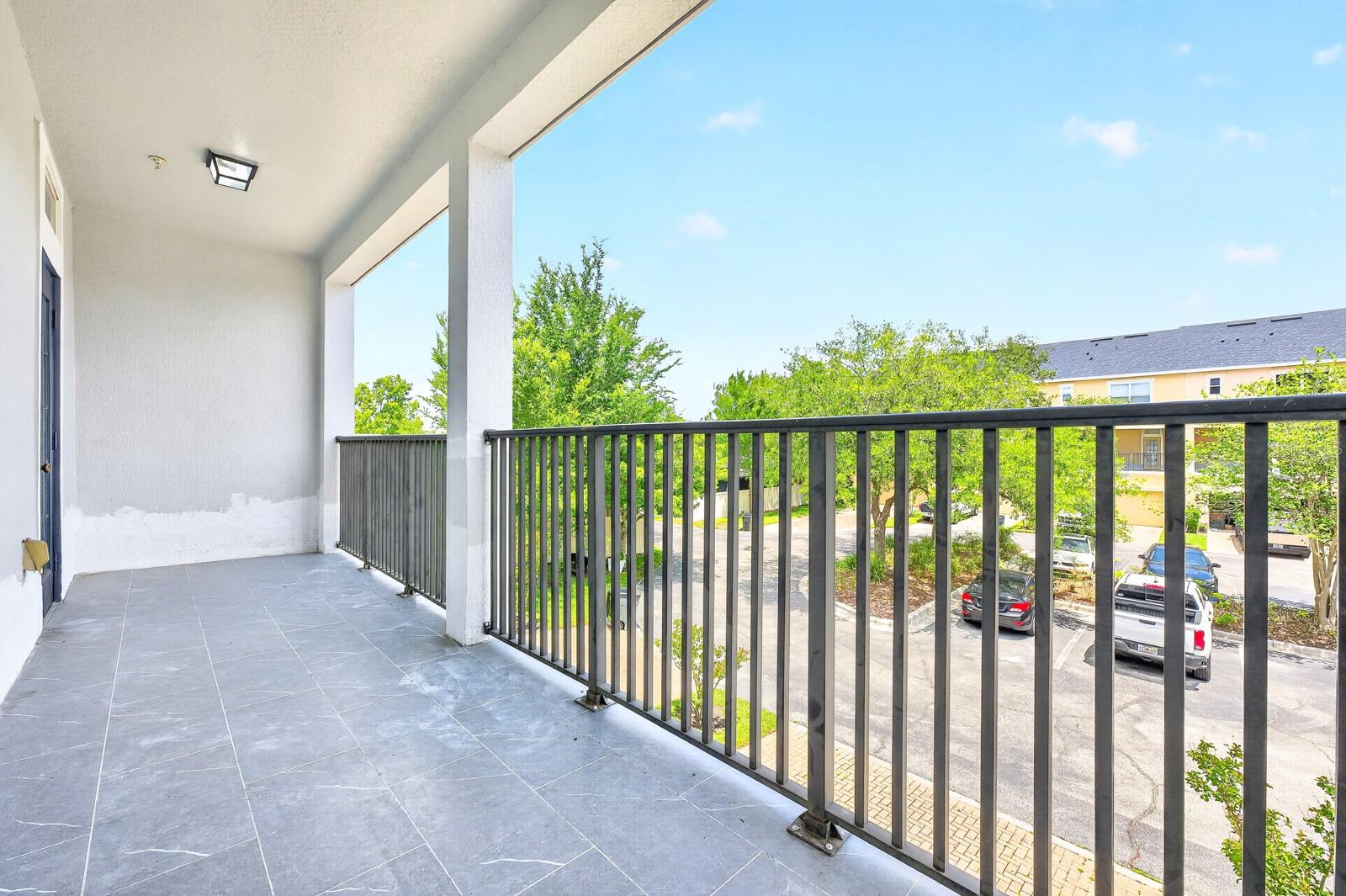 Image 18 of 35 For 1828 Grand Rue Drive