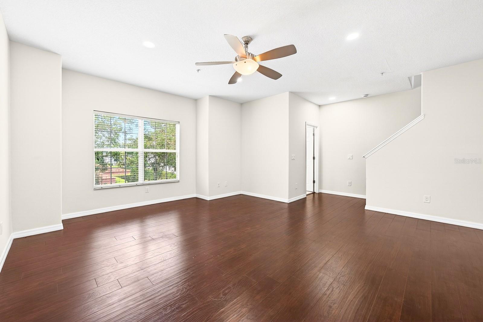 Image 7 of 35 For 1828 Grand Rue Drive