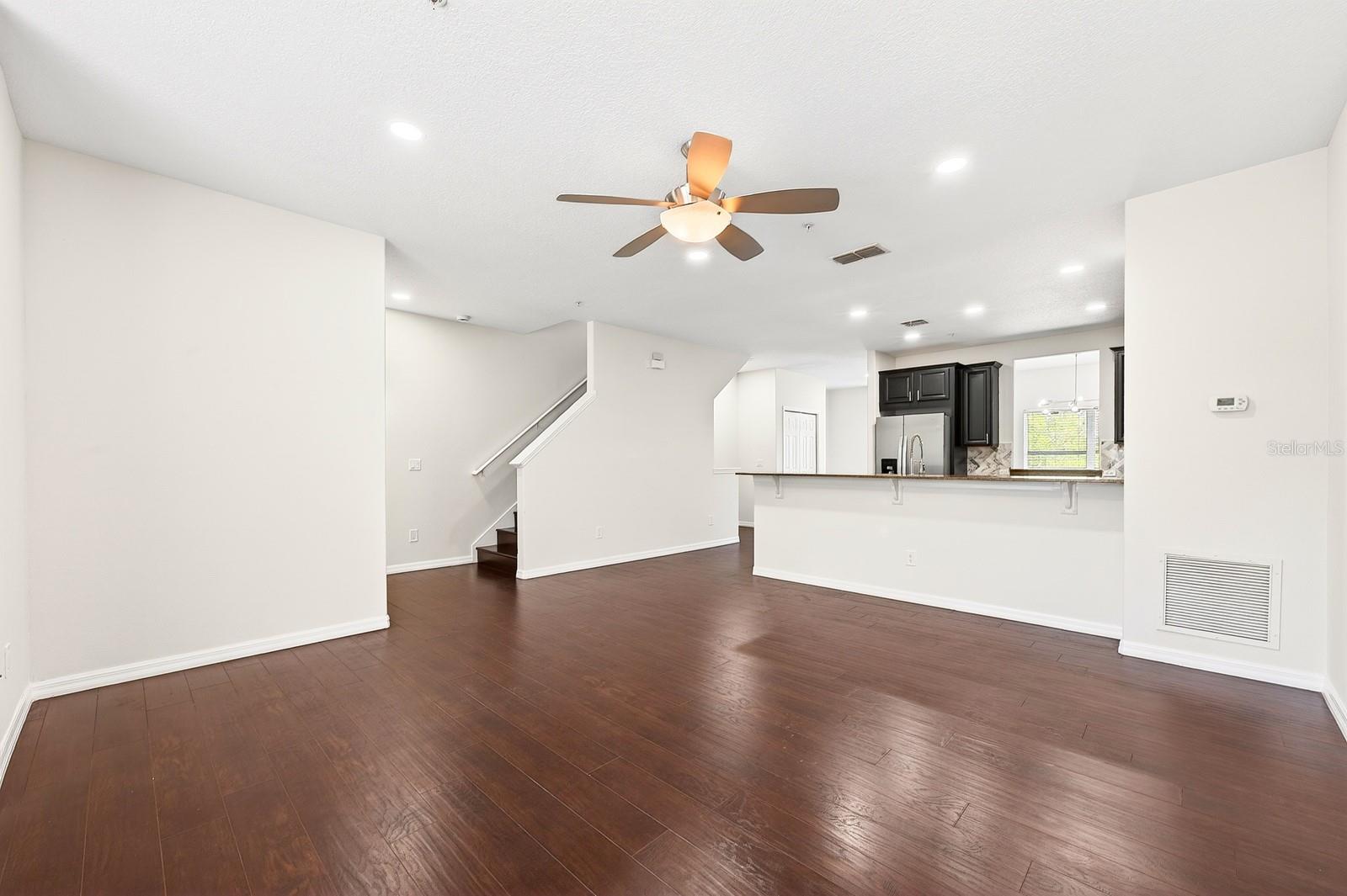 Image 8 of 35 For 1828 Grand Rue Drive