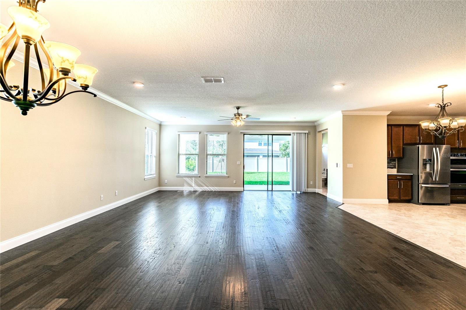 Image 20 of 90 For 8278 Procida Isle Lane