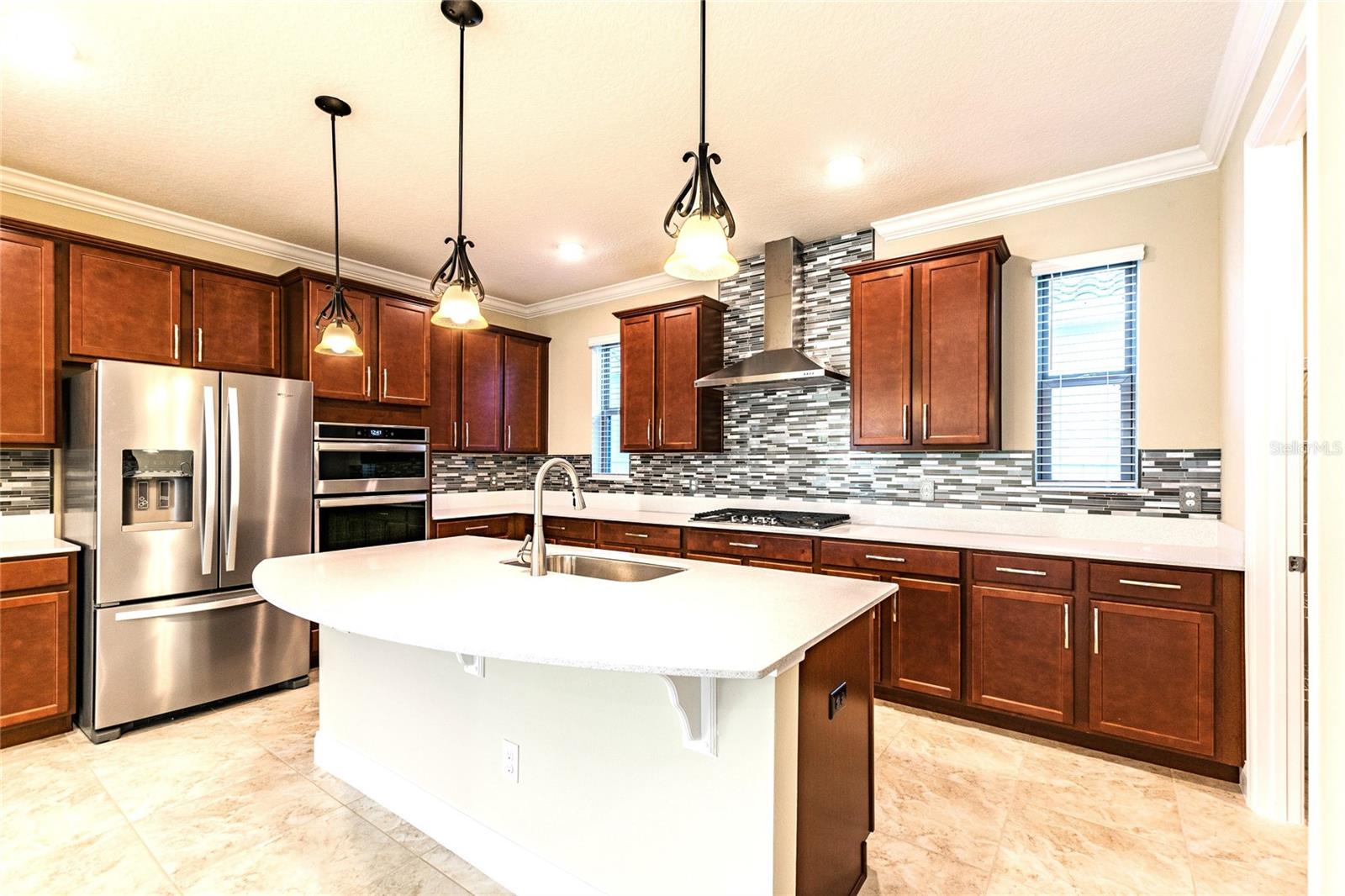 Image 28 of 90 For 8278 Procida Isle Lane