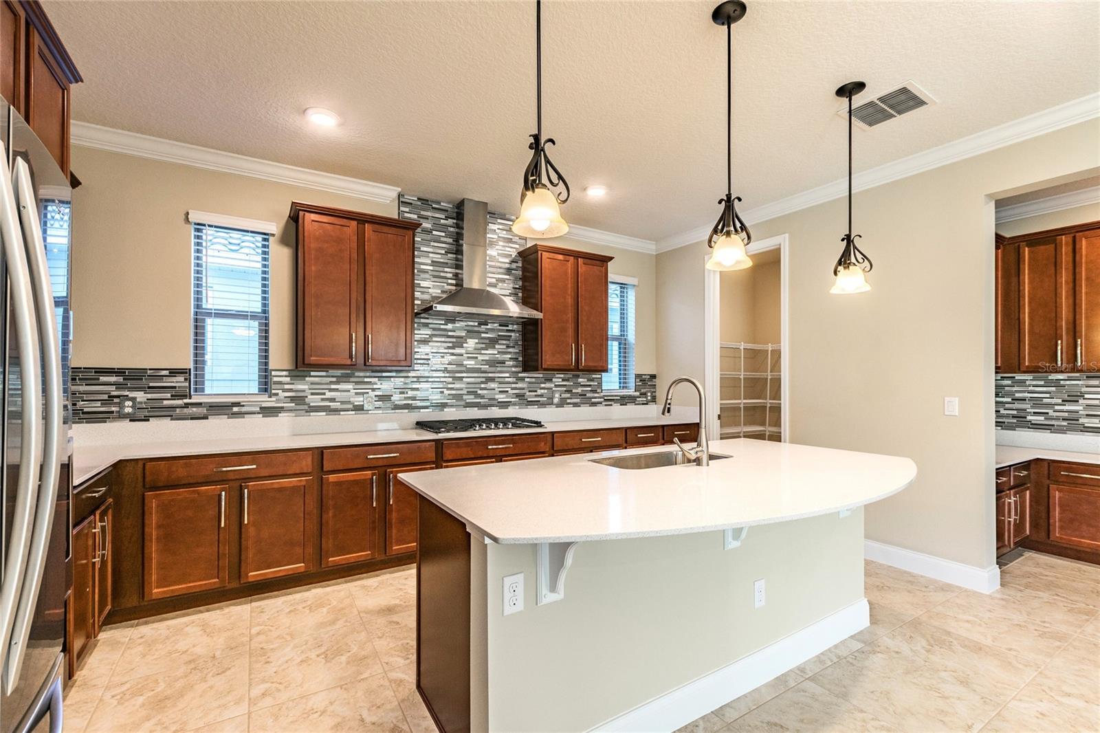 Image 31 of 90 For 8278 Procida Isle Lane