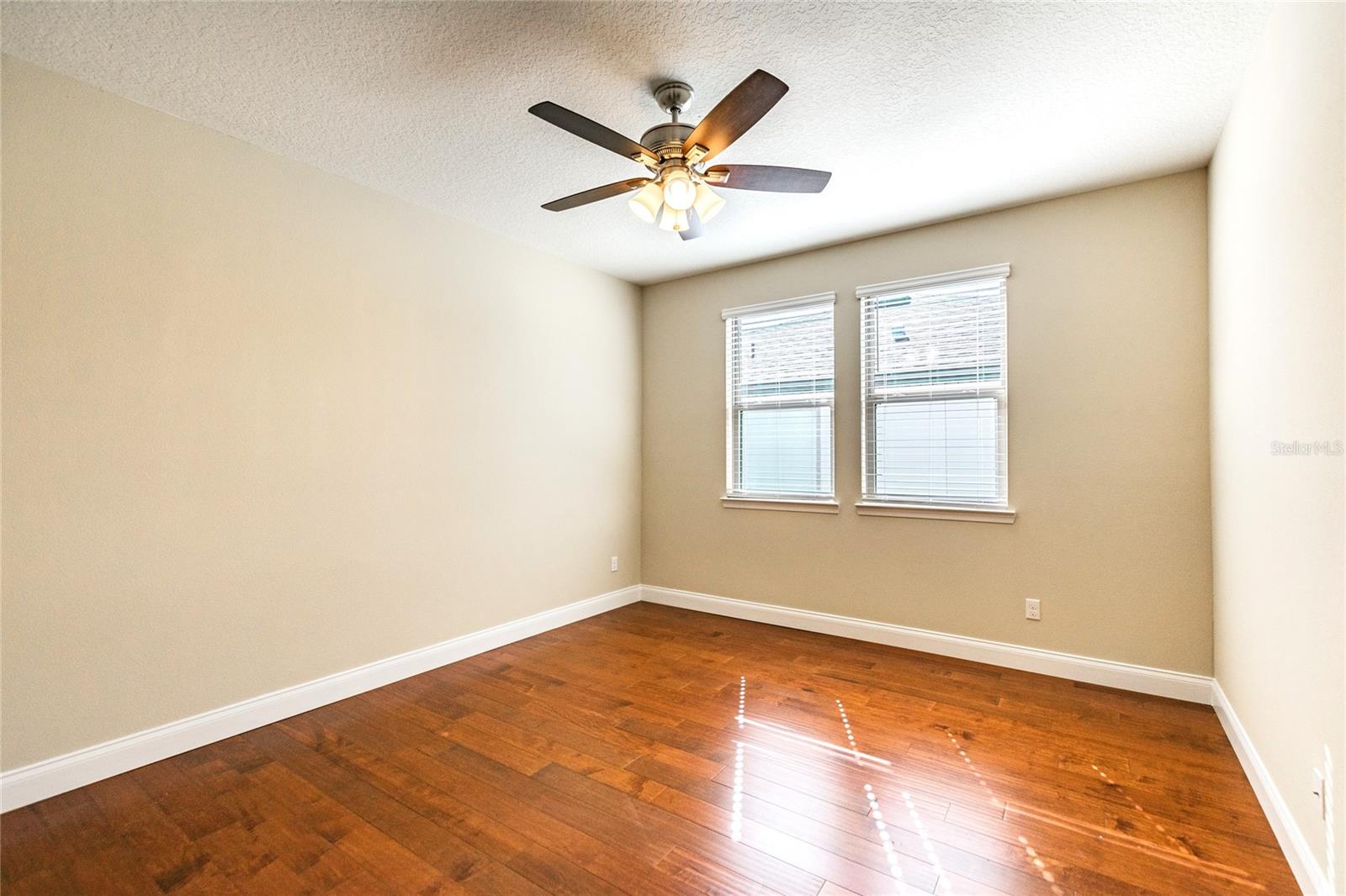 Image 64 of 90 For 8278 Procida Isle Lane