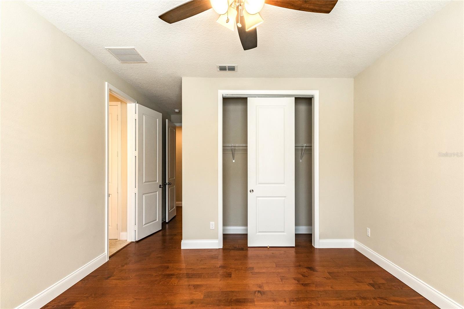 Image 66 of 90 For 8278 Procida Isle Lane