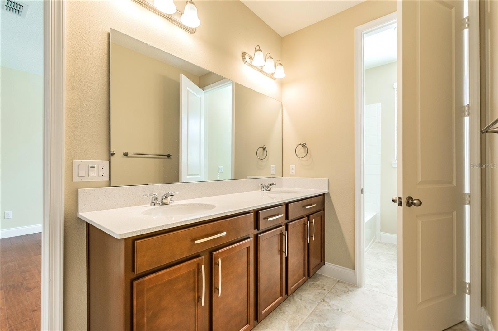 Image 68 of 90 For 8278 Procida Isle Lane