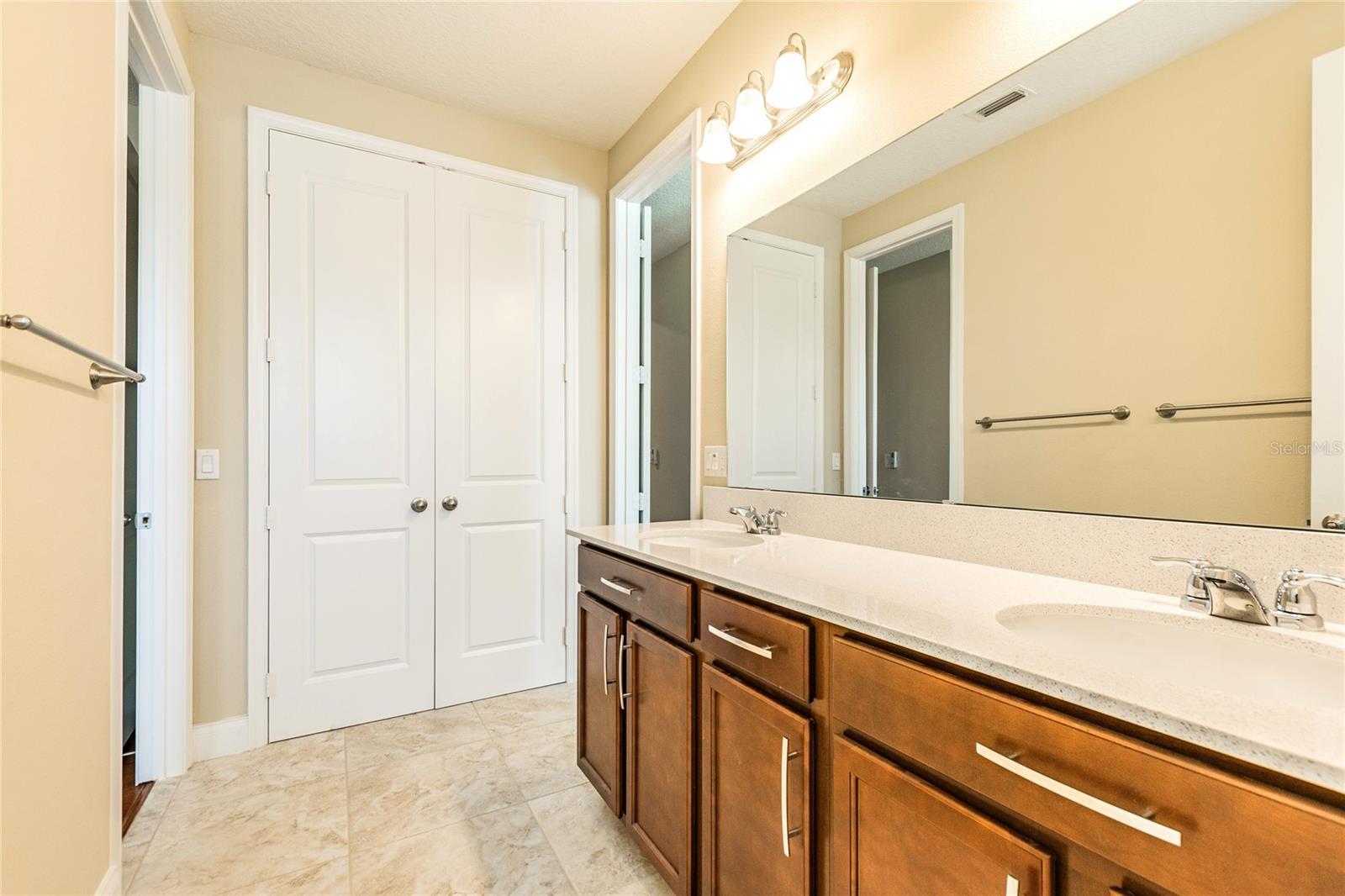 Image 69 of 90 For 8278 Procida Isle Lane