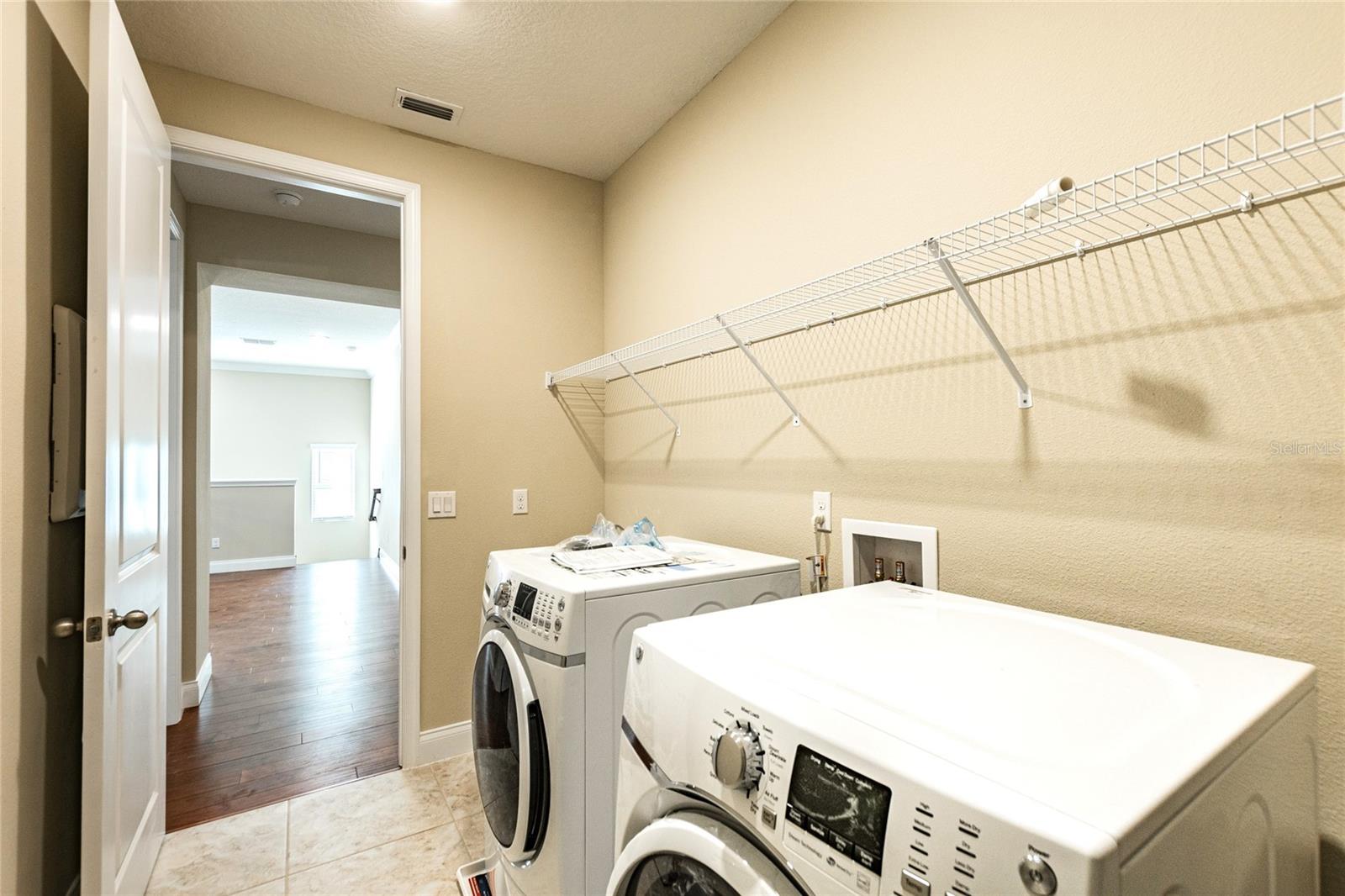 Image 75 of 90 For 8278 Procida Isle Lane