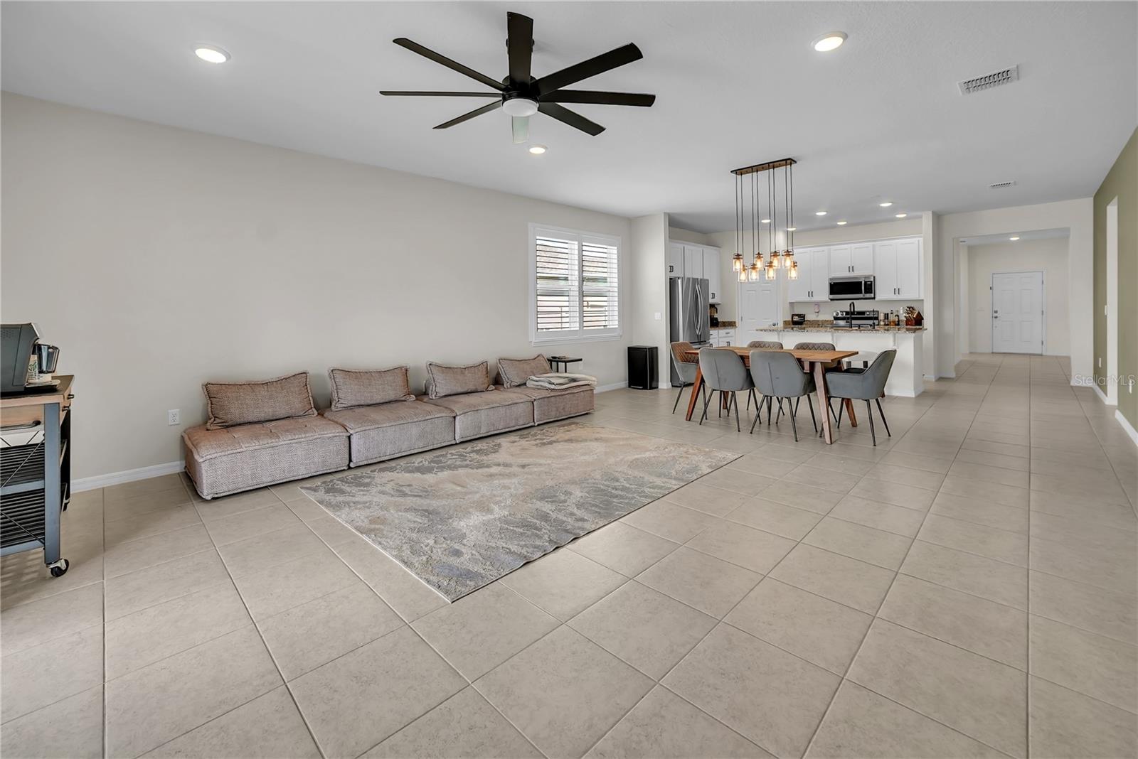 Image 19 of 60 For 24401 Sunnys Halo Way