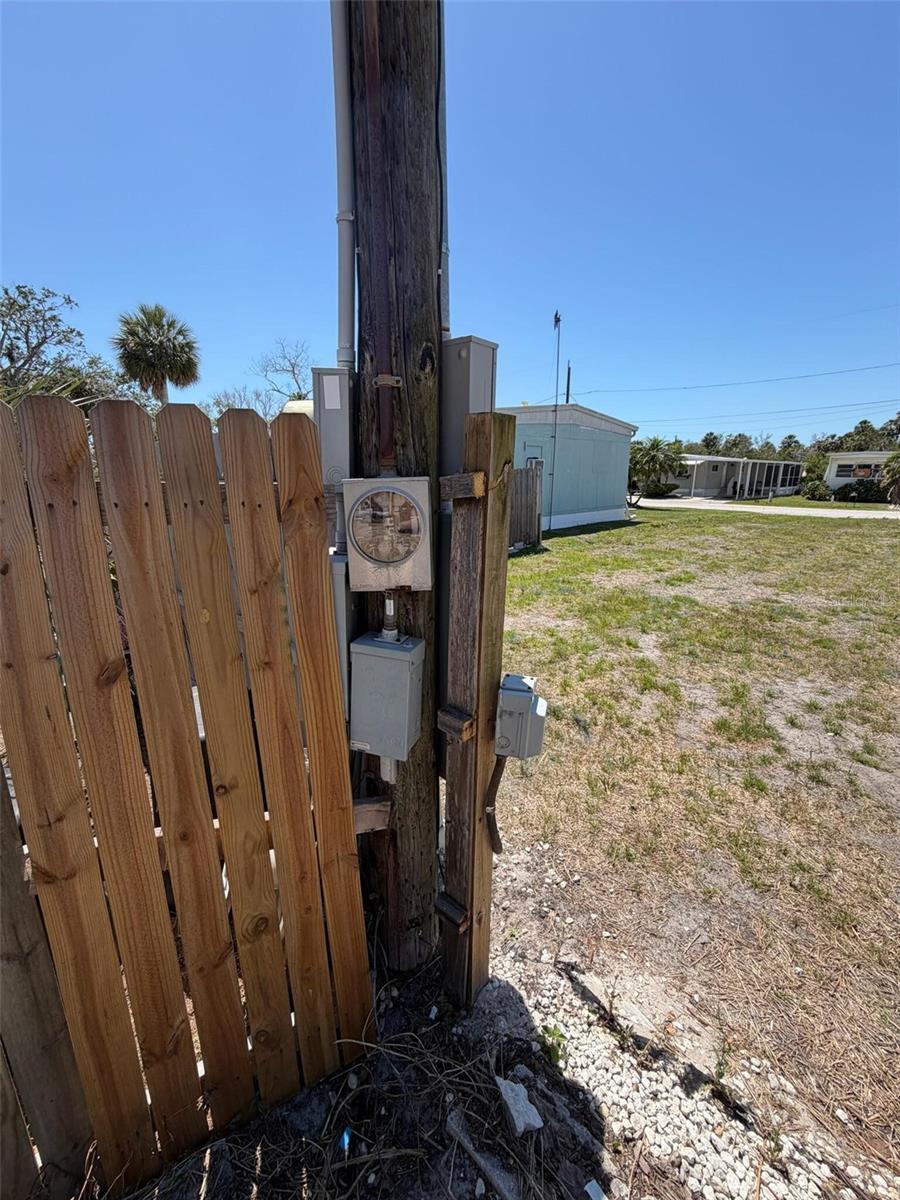 Image 6 of 6 For 6825 Garden Drive
