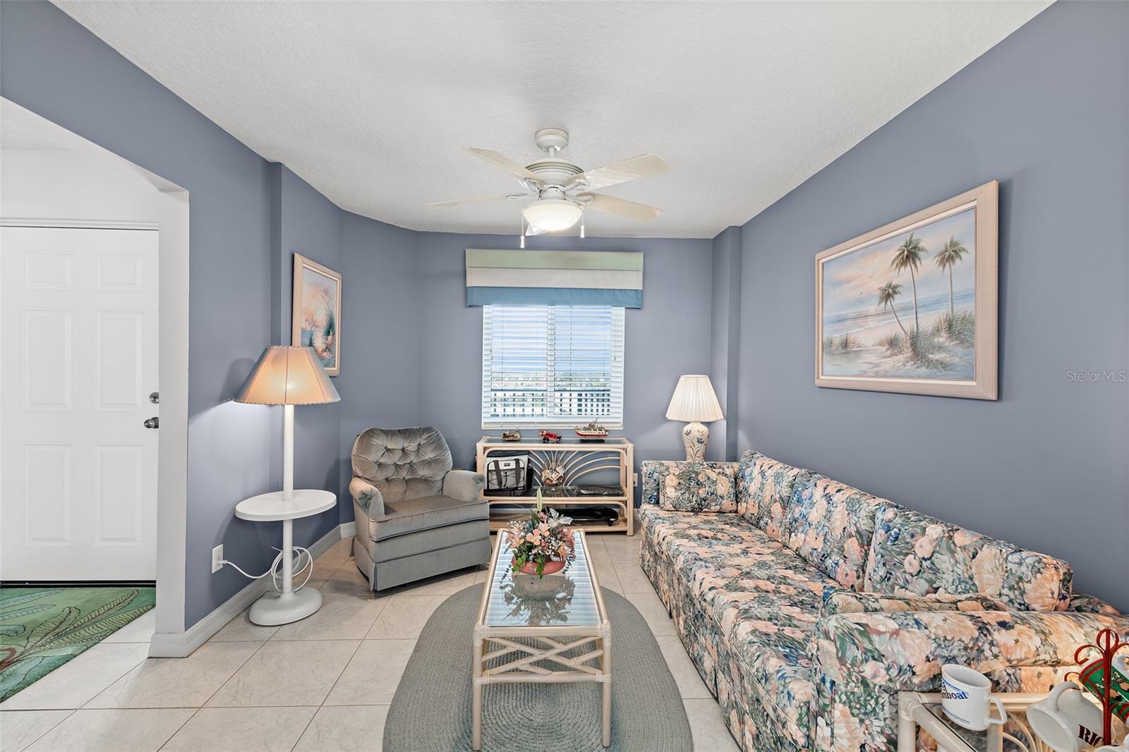 Listing photo id 11 for 3740 Ocean Beach Boulevard 805