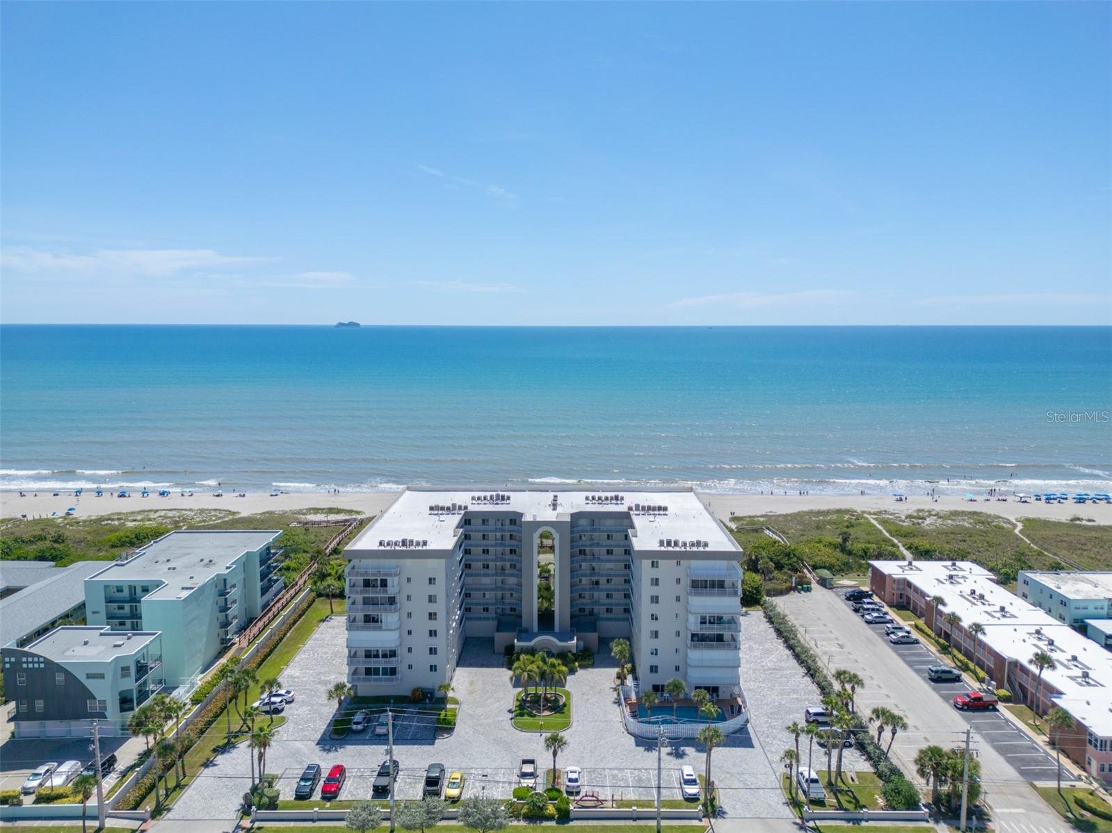 Listing photo id 0 for 3740 Ocean Beach Boulevard 805