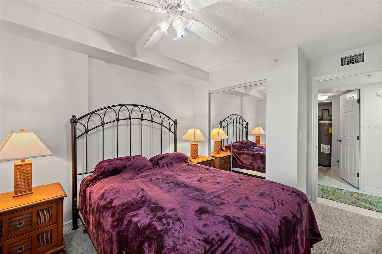 Listing photo id 27 for 3740 Ocean Beach Boulevard 805
