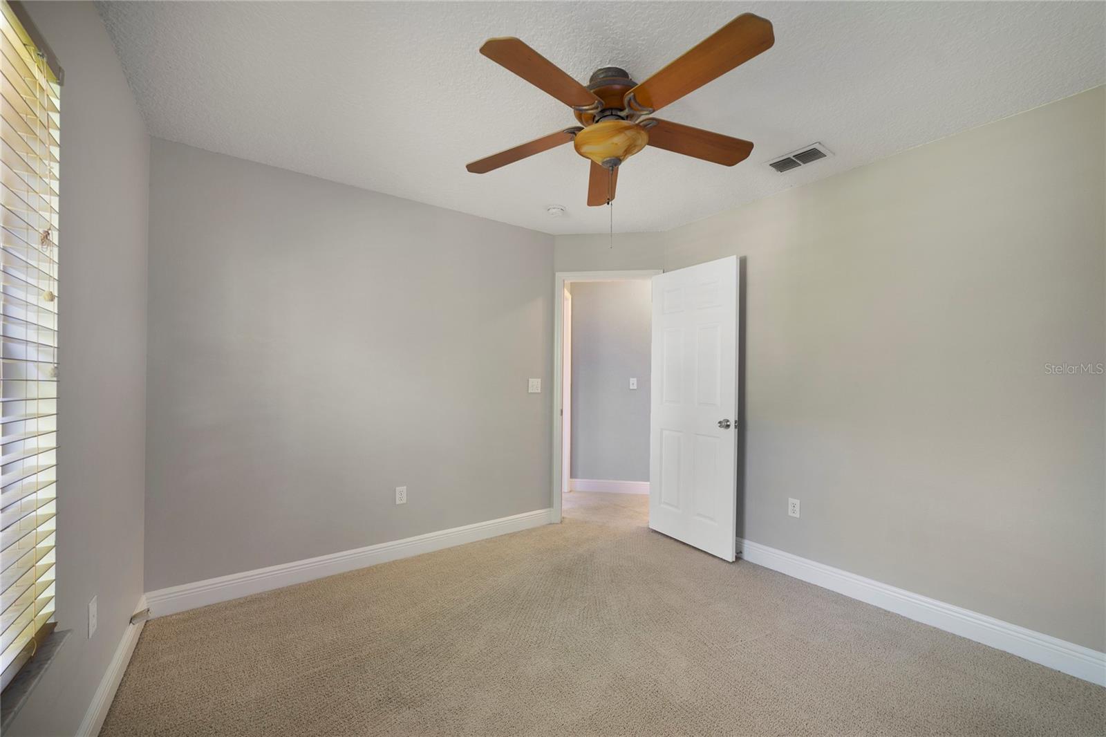 Image 18 of 25 For 168 Imperial Oak Court
