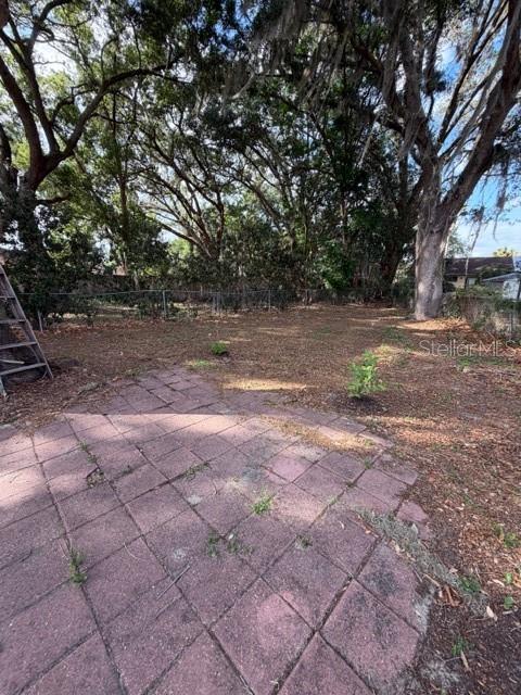 Image 34 of 36 For 9943 Burl Way