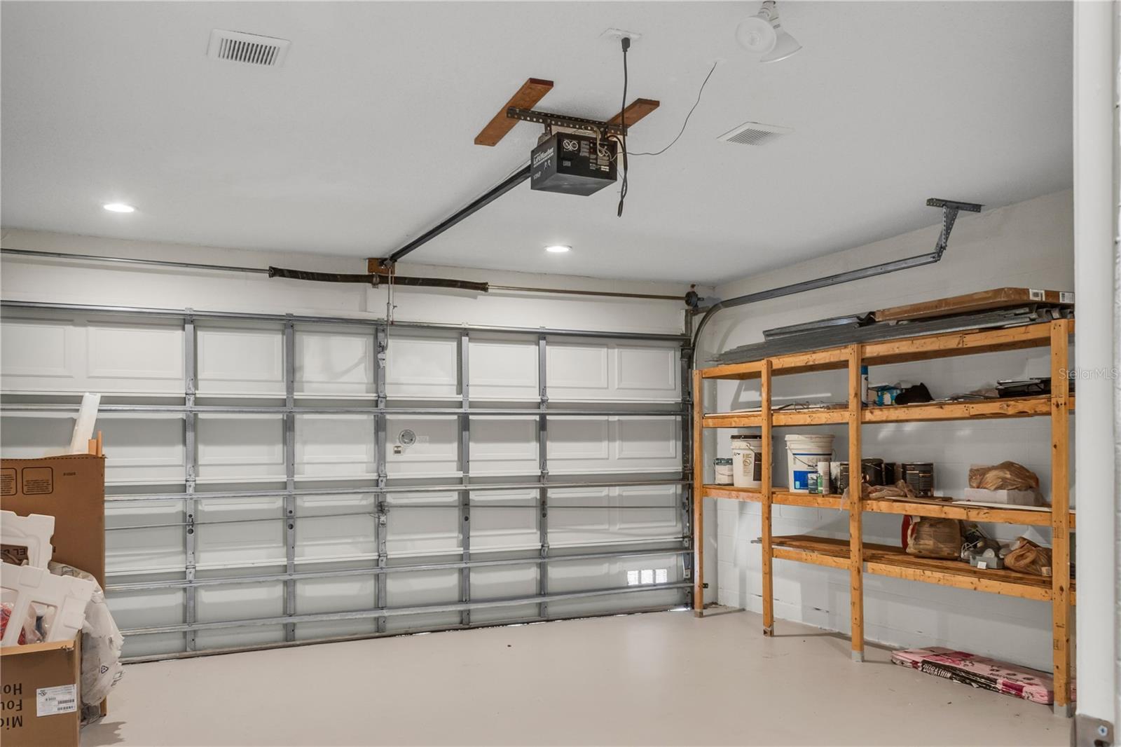 Image 32 of 43 For 2050 Libra Lane