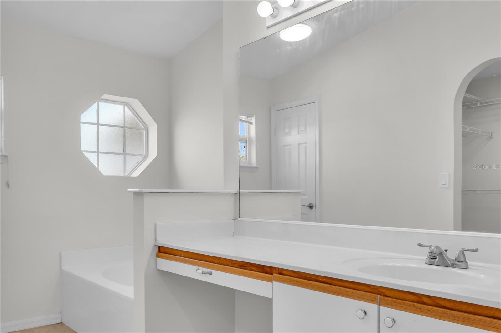Image 37 of 43 For 2050 Libra Lane