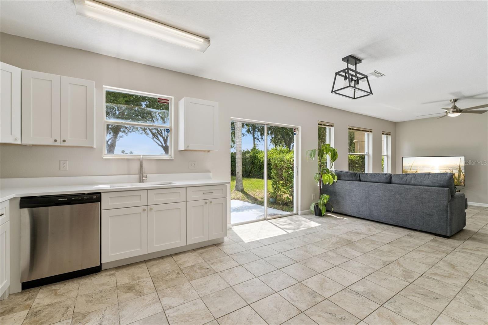 Image 17 of 80 For 14814 Huntley Drive