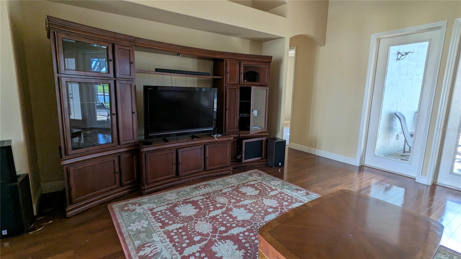 Image 14 of 23 For 112 Hallstrom Court