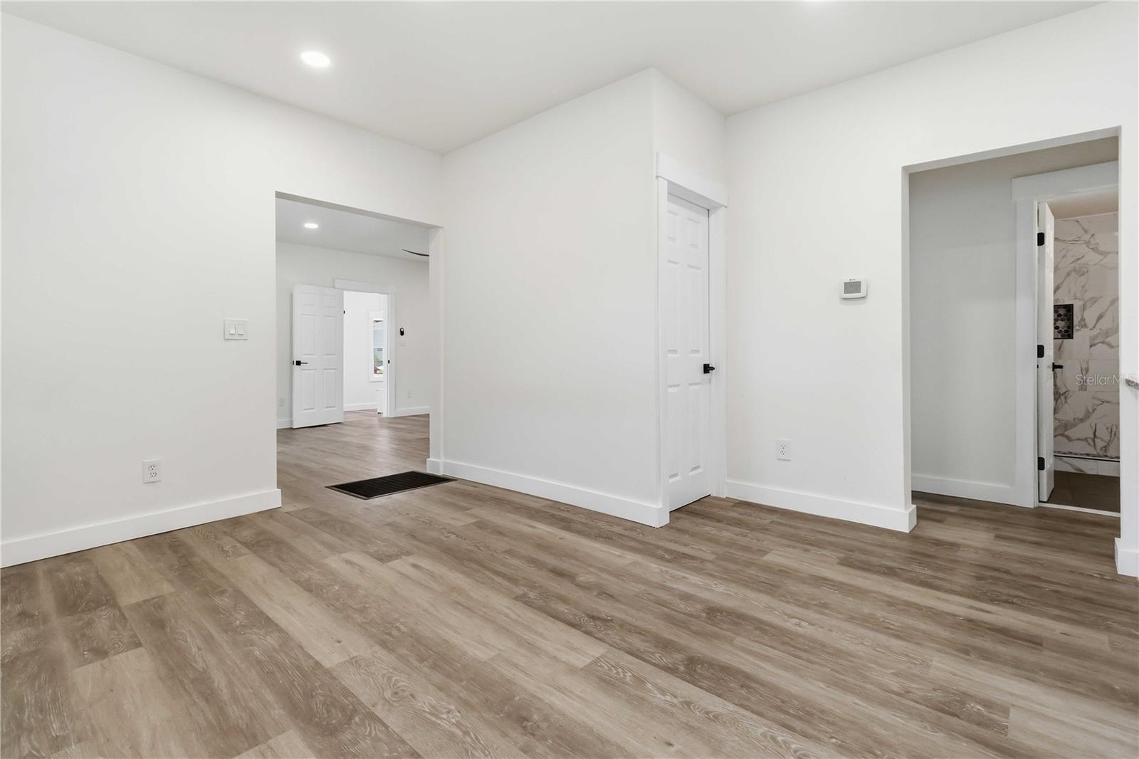 Image 12 of 34 For 615 Weber Avenue