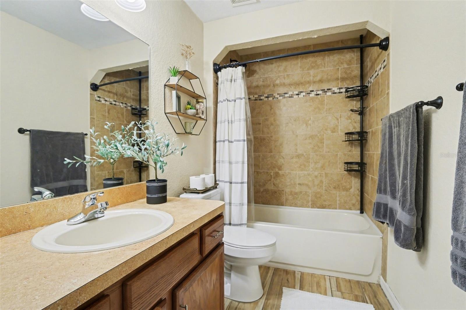 Image 11 of 12 For 10057 125th Street