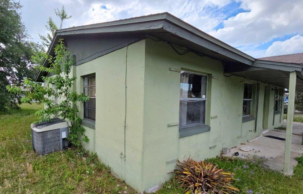 Image 5 of 14 For 1029 Gertrude Court