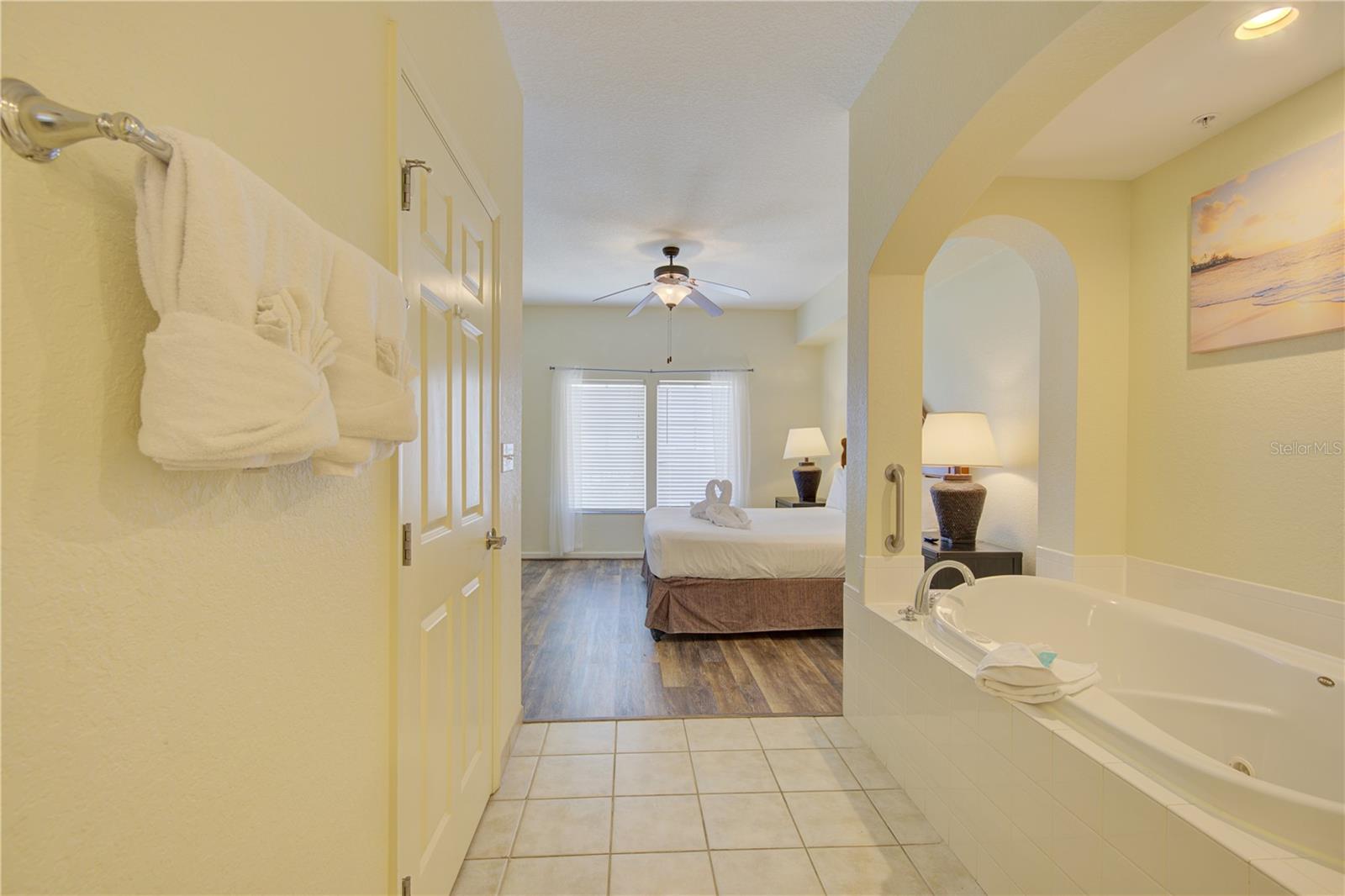 Image 15 of 26 For 8101 Resort Village Drive 31101