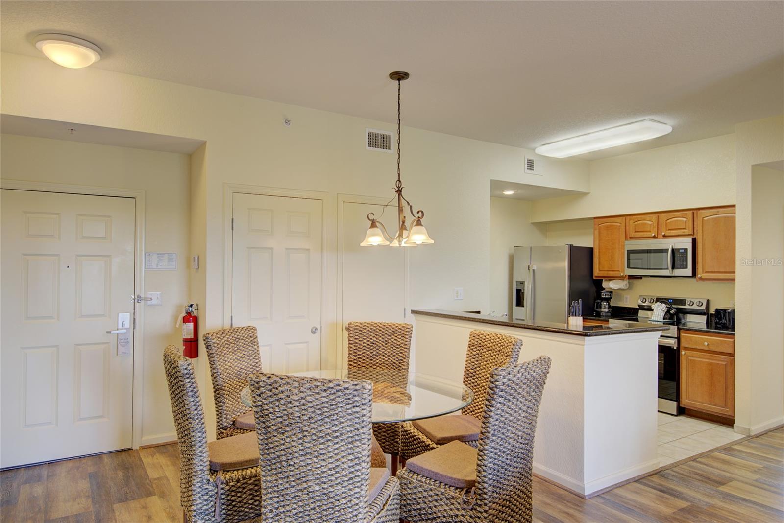 Image 4 of 26 For 8101 Resort Village Drive 31101