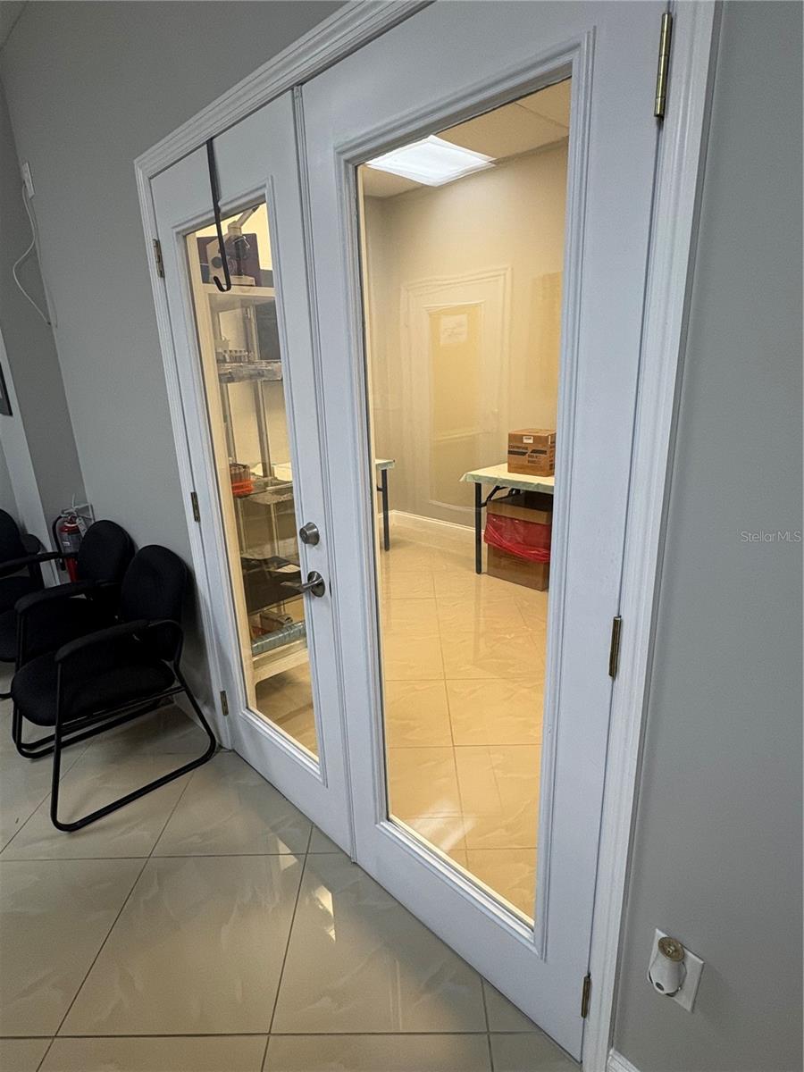 Image 10 of 20 For 12701 John Young Parkway 212