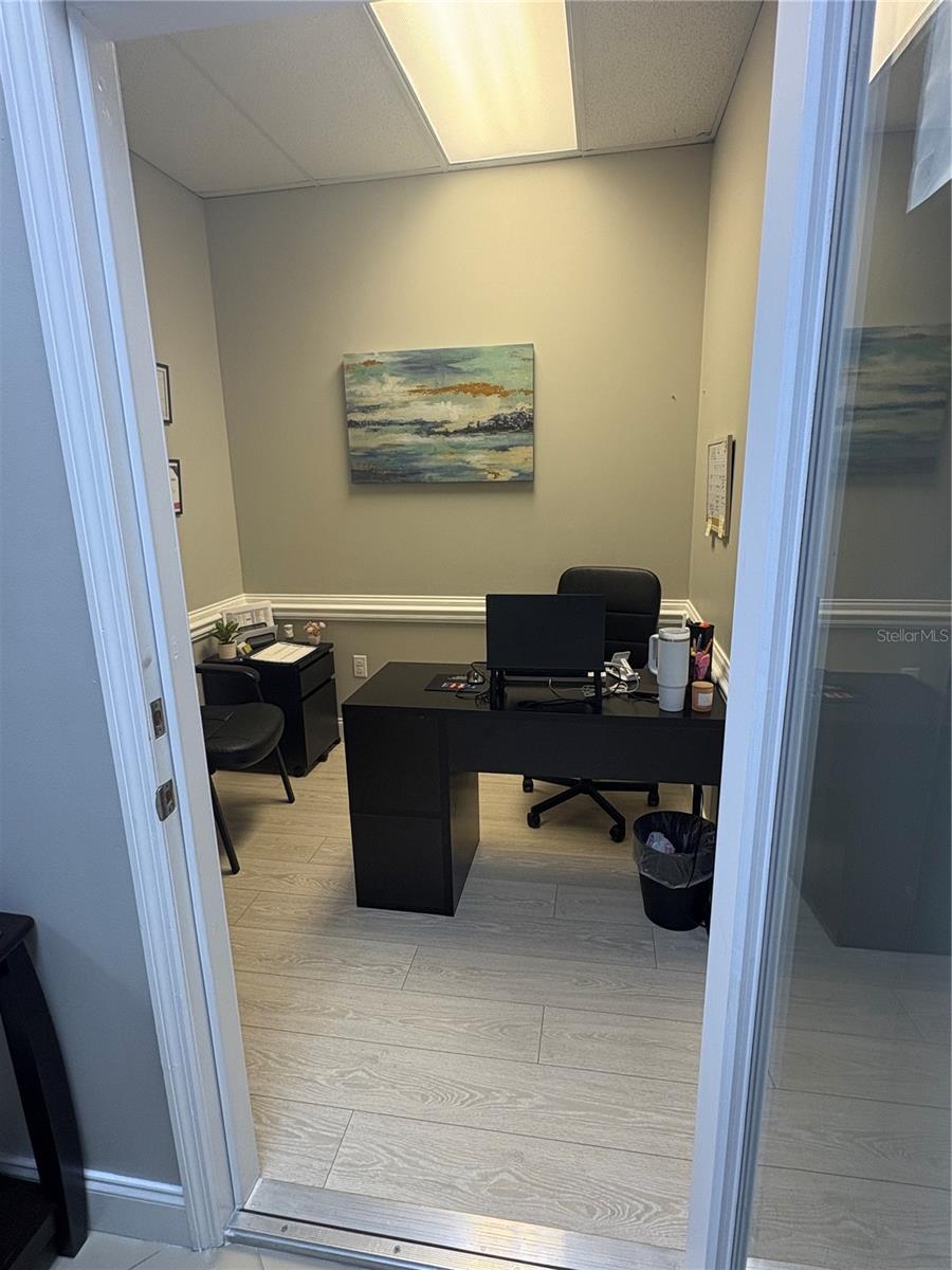 Image 4 of 20 For 12701 John Young Parkway 212