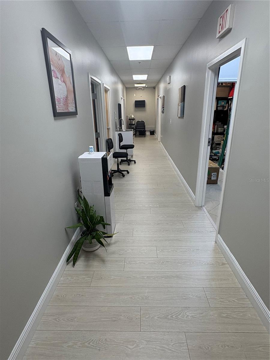 Image 5 of 20 For 12701 John Young Parkway 212