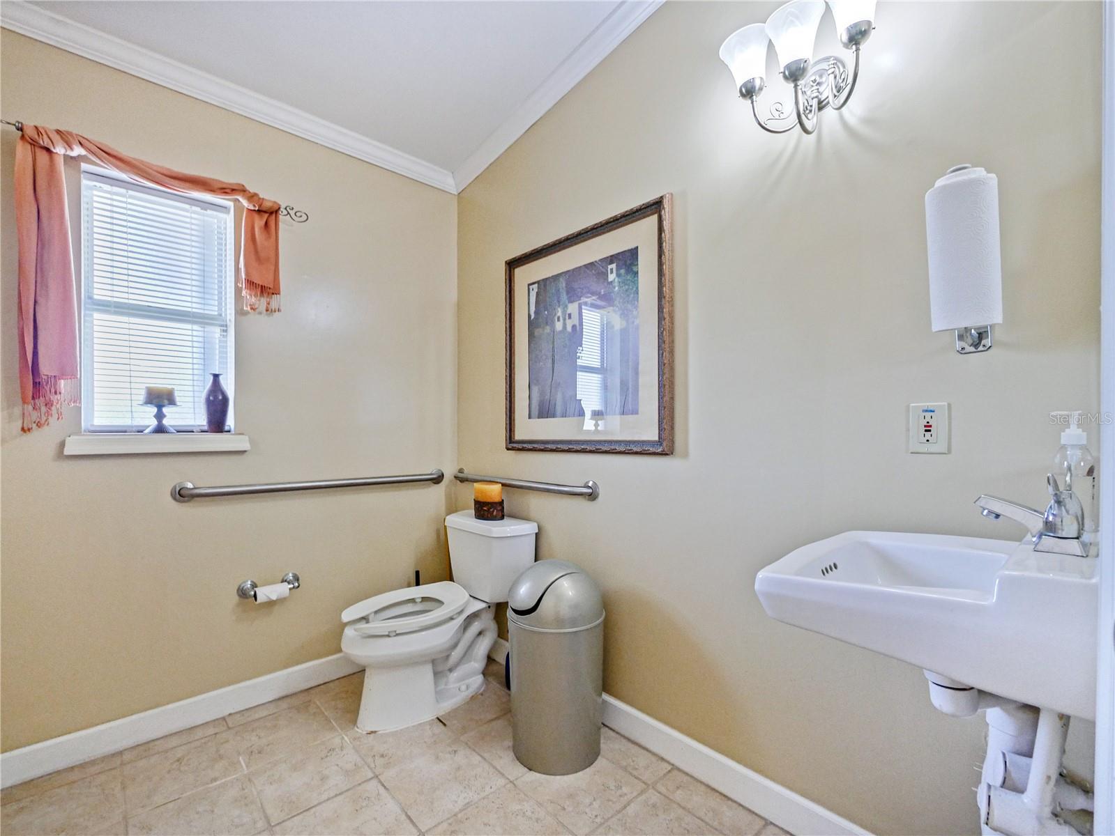 Image 18 of 27 For 4947 Palm Avenue